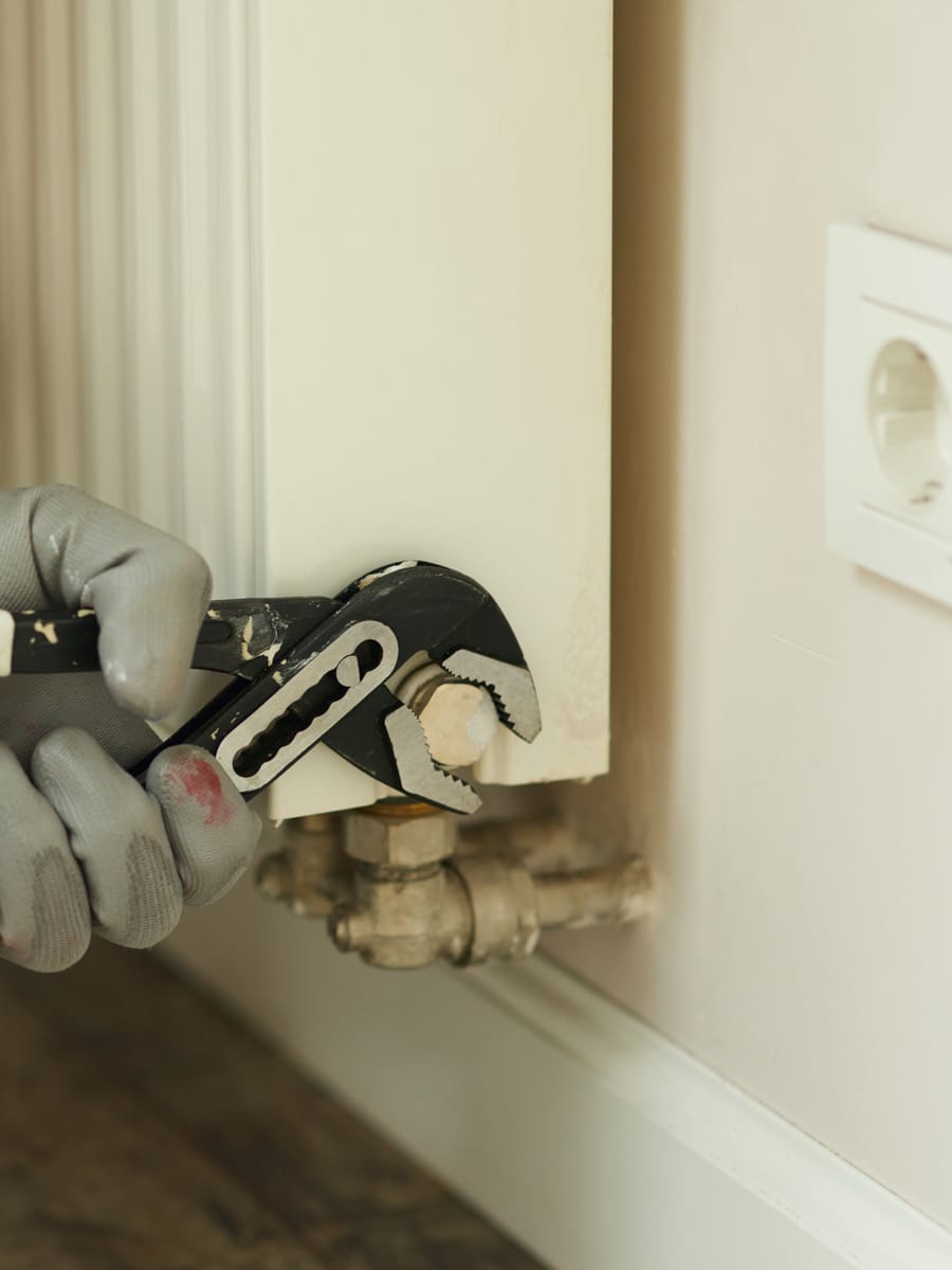 What is the average life expectancy of a house radiator?