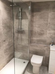 bathroom-fitted-by-heating-services-ltd (14)