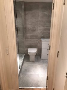 bathroom-fitted-by-heating-services-ltd (2)